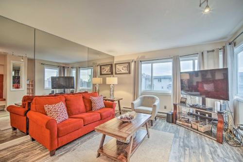 Walk to Downtown and Coast Trail Condo in Anchorage