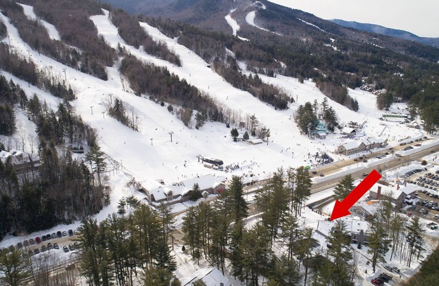 Walk to Lifts! 3 bed 3 bath Stunning End Unit with views @ base of Attitash.