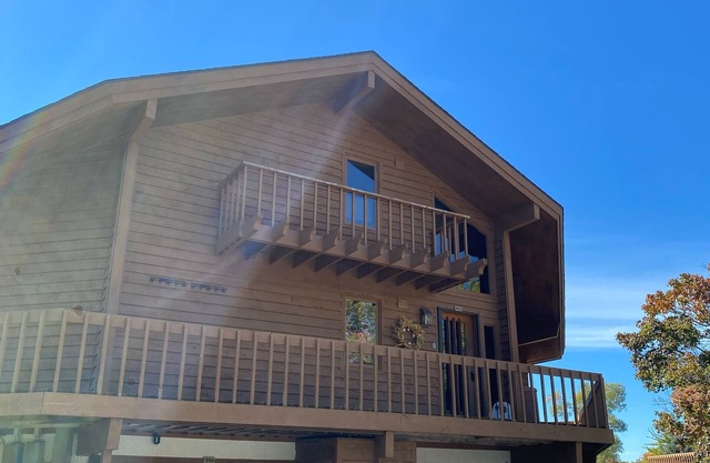 Walk to the slopes at Schuss Mountain