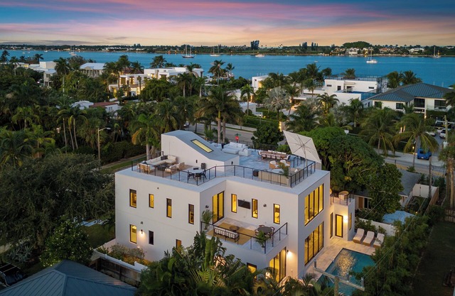 Wander Palm Beach