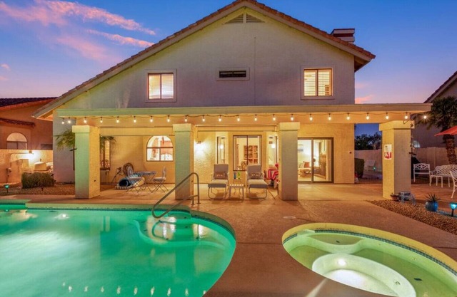 Warm Phoenix Casa w/ Private Outdoor Pool & BBQ