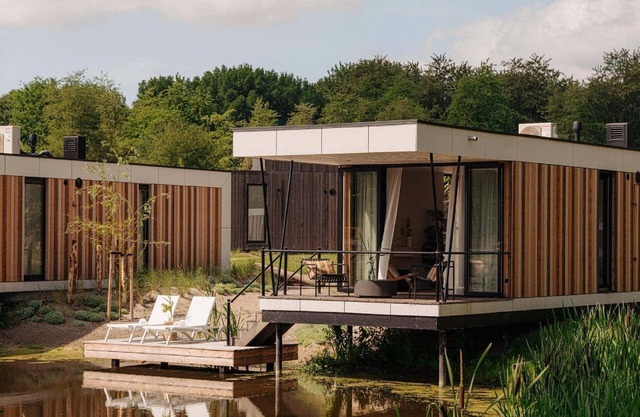 Water Lodge in Netherlands with Paddleboarding