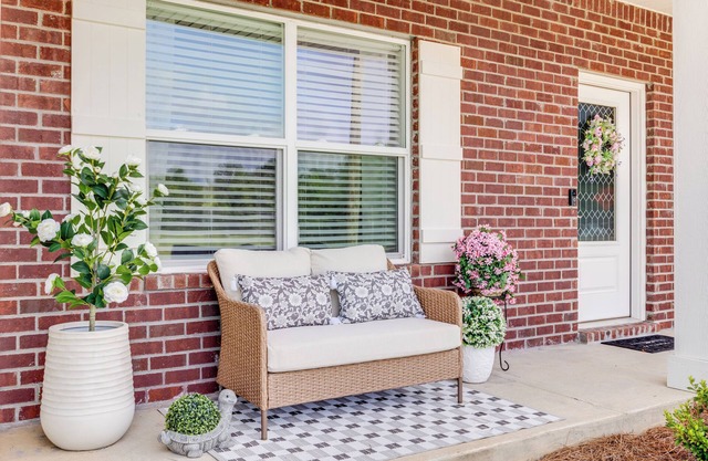 Water Oaks Retreat Charming 2-bedroom house in Laurel Hill
