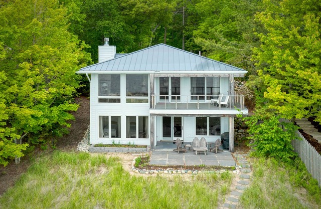 WATERFRONT MODERN Home w/ PRIVATE sandy BEACH