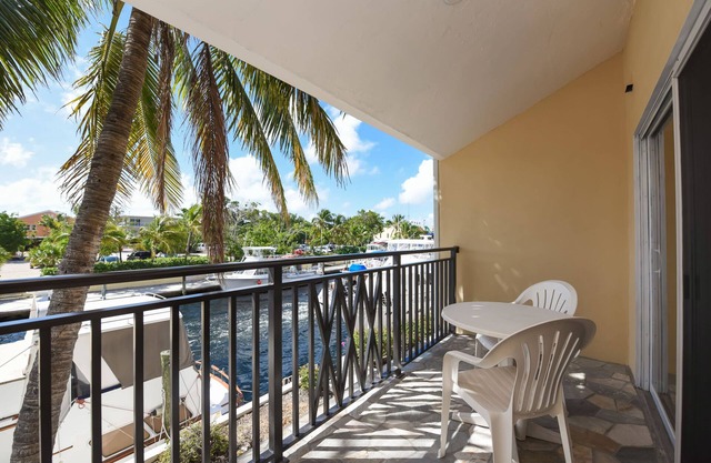 Waterside Suites & Marina