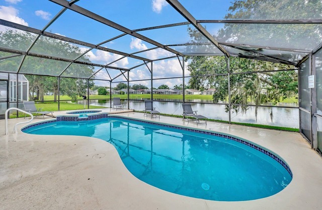 Waterview Villa with Private Pool/Spa - Optionally Heated for Additional Fee