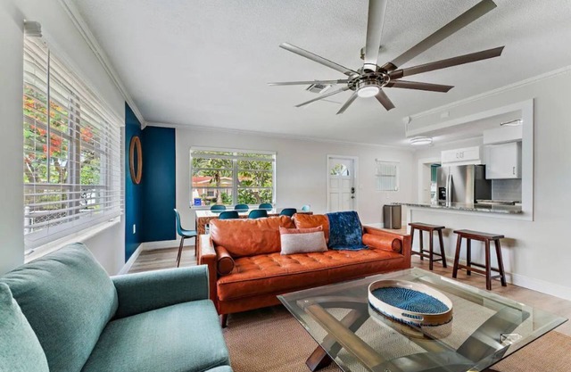 Waveland House in Jensen Beach: minutes to beaches, parks, marina and downtown