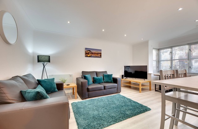 Week2Week Super Jesmond Apartment