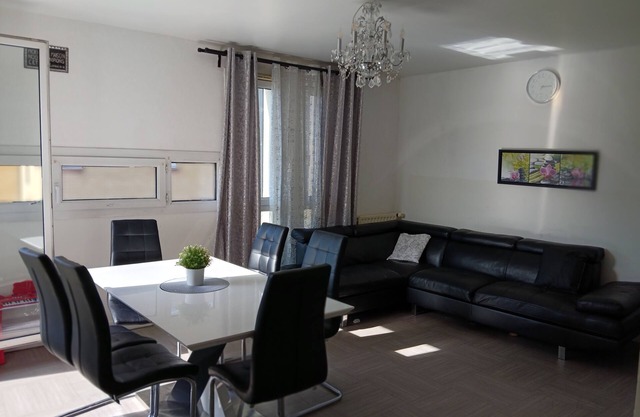 Weekend rental + school vacations