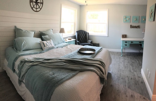Welcome to BonaVista Beach House:) great for couples and families