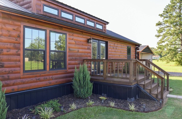 Welcome to Cabin by the Meadow-your perfect retreat on the outskirts of town!