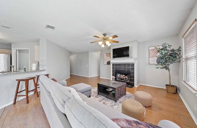 Welcome to Luckenwald Cove Retreat-Your Home Away from Home in Round Rock #42135