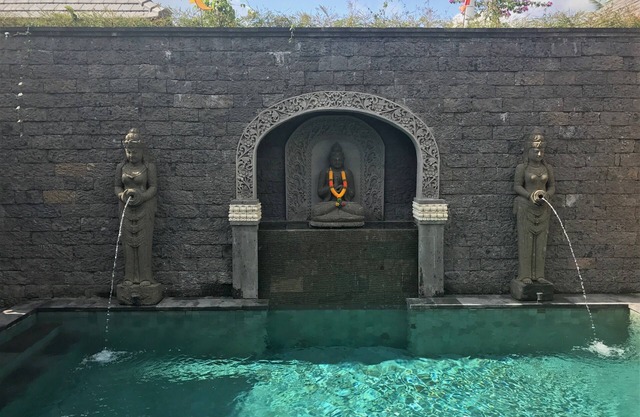 Welcome to Paradise. Quiet & Tranquil. Pool & Garden