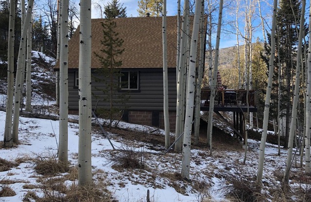 Welcome to the Lazy Moose Cabin