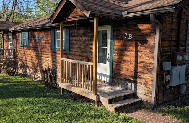 Welcome to your cozy retreat near Asheville