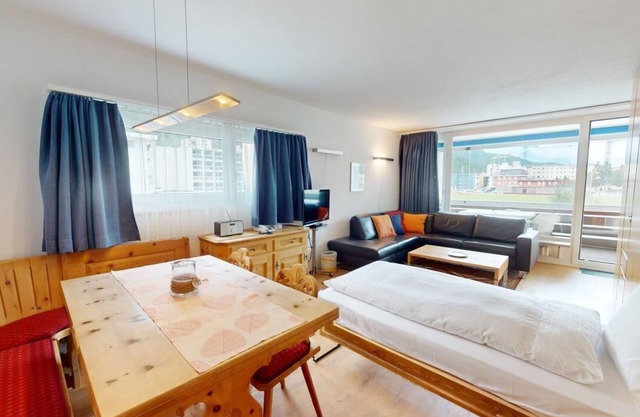 Well-kept holiday apartament house in a prime location in St.