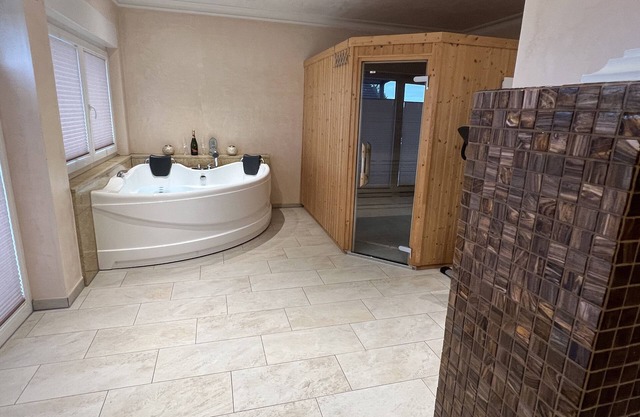 Wellness in the Eifel with sauna and whirlpool