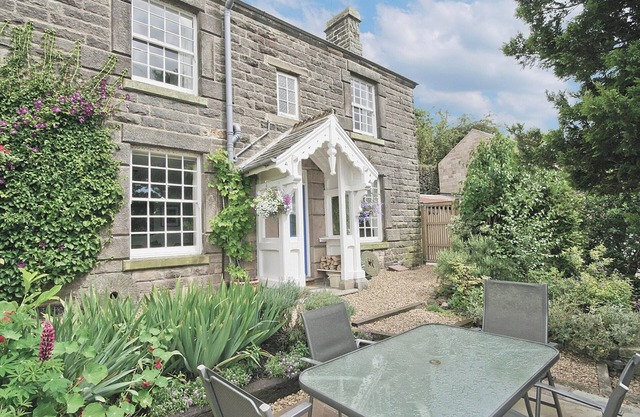 West View Cottage - E5386