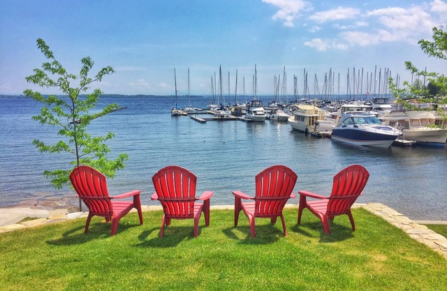 WhatAVu! ! Enjoy Watching the Boats or Hiking in the State Park!