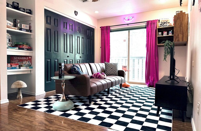 Whimsical House near Durango with AC + Hot Tub + Games - Sleeps 12