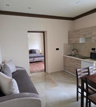 White House Apartman Miskolc