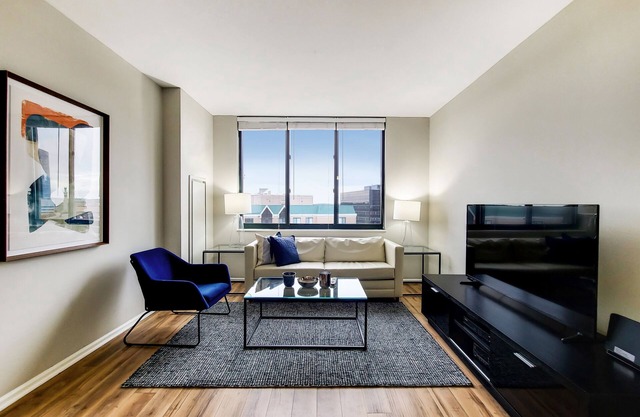 White Plains One Bedroom, Steps from Metro North