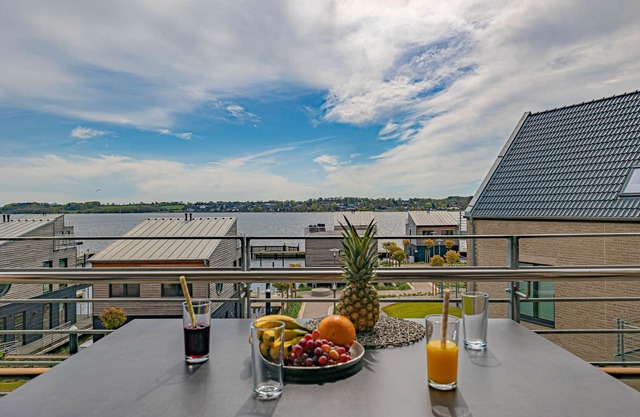 Wiking-koje 6 - Aufzug, 2. OG, Barrierearm, Balkon, Dusche, TV, Parkplatz