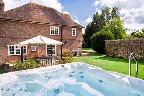 Wilksworth Caravan Park