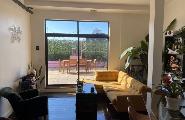 Williamsburg Penthouse w/Massive Private Rooftop