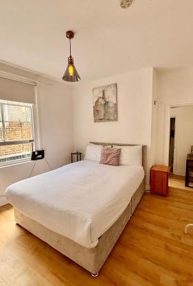 Windsor Castle View Apartment-one bed room
