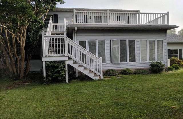 Winter, Spring, Summer, Fall - Quiet Studio Apt Close to the Beach