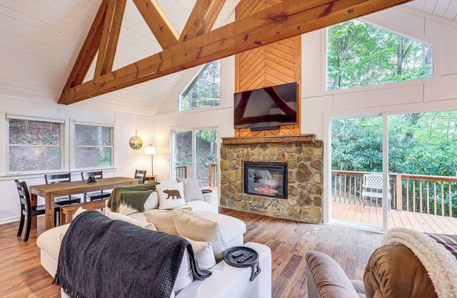 Wolf Laurel Escape: Village Club & Scenic Views!