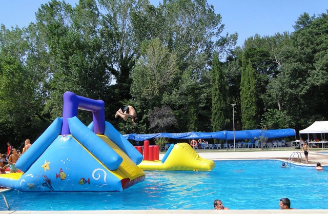 Wonderful Mediterranean Villa to rent in Lloret De Mar with Communal pool & WIFI