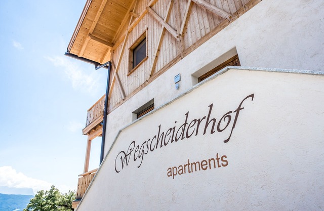 Wonderful new apartments with Zirbenholzmöbel -85 m² -Free WIFI.