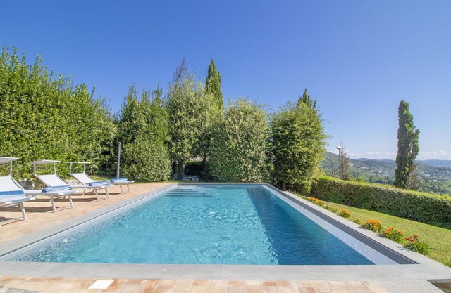 Wonderful private villa with private pool, WIFI, A/C, hot tub, TV, terrace and pets allowed