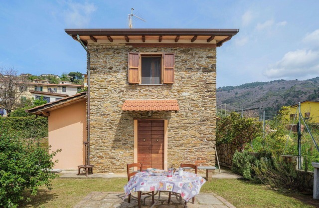 Wonderful private villa for 2 people with WIFI, TV and pets allowed