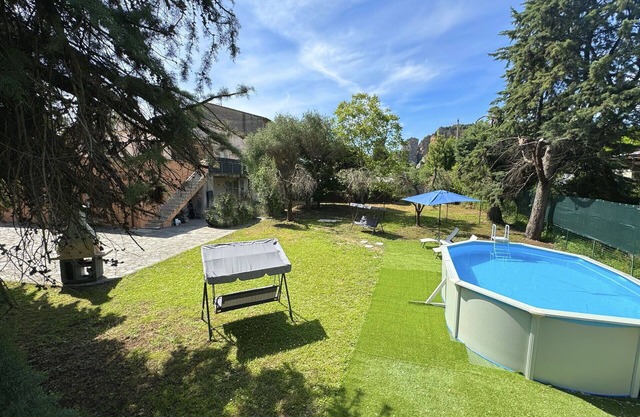 Wonderful private villa with WIFI, A/C, private pool, pets allowed and parking, close to Pisa