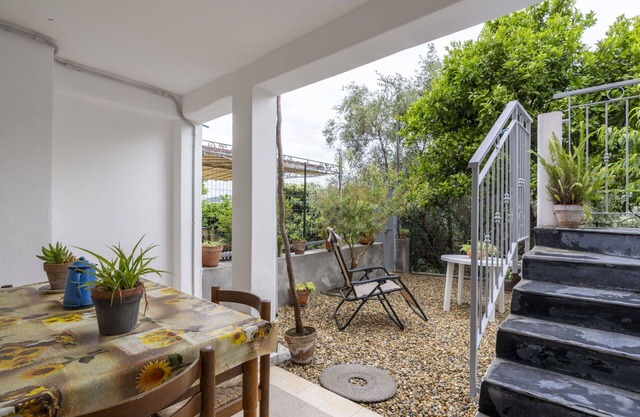 Wonderful private villa for 4 guests with WIFI, TV, terrace and panoramic view