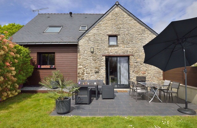Wonderful private villa for 5 people with WIFI, TV, patio and pets allowed
