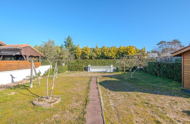 Wonderful private villa for 5 guests with WIFI, TV, terrace and pets allowed