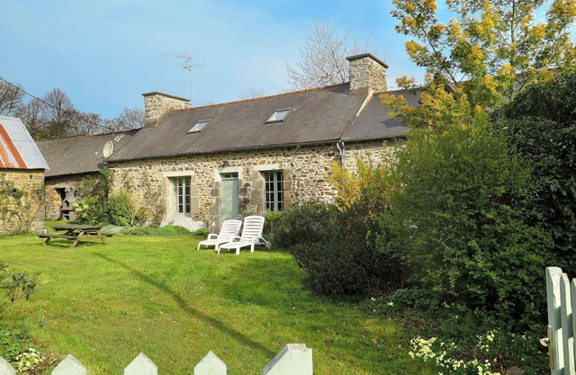 Wonderful private villa for 5 people with TV and parking