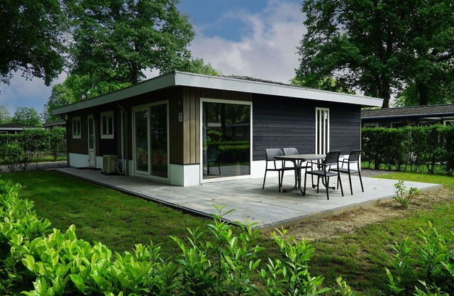 Wonderful private villa for 6 guests with pool, WIFI, TV, terrace and parking