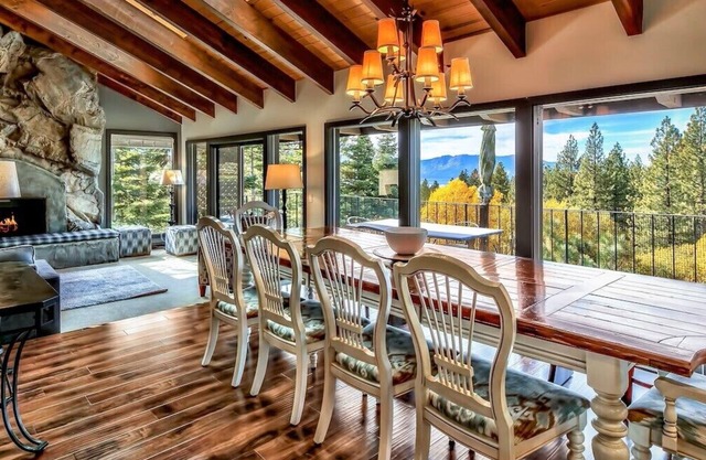 Wonderful! Sleeps 16, Views, Chef's Kitchen, Meticulously Clean!