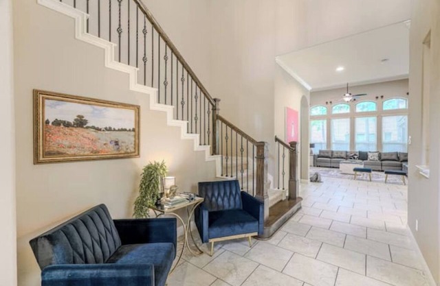 Woodlands Elegant Home, Patio, Studio & Kids Roomn