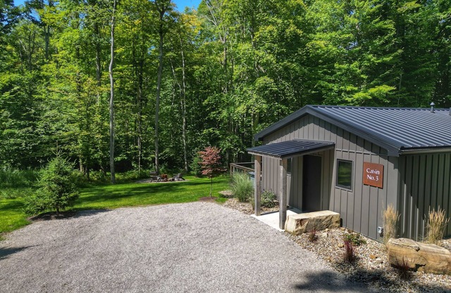 Woodside Cabins w/Hot Tub, Deck & Trails on Picturesque Wine Country Estate