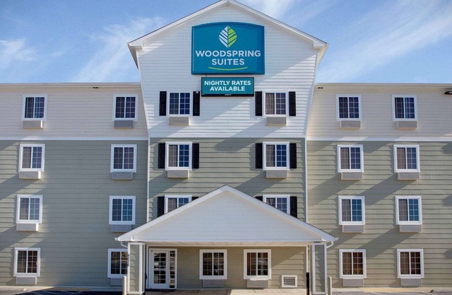 WoodSpring Suites Washington DC Andrews AFB
