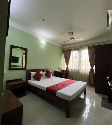 Yaksha Holiday Home
