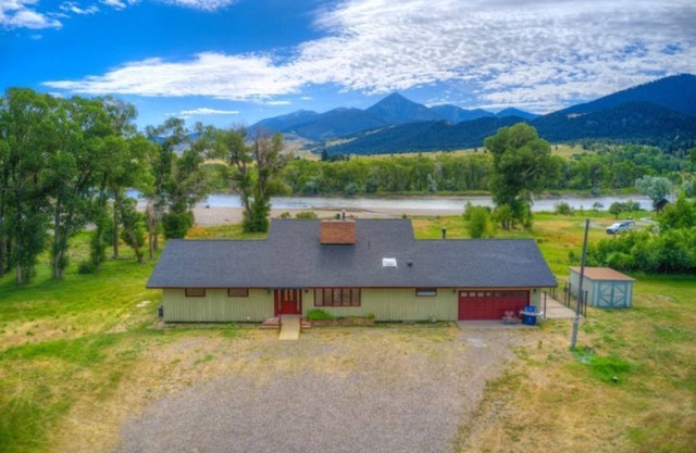 Yellowstone River Retreat - World Class Fly Fishing Right In The Backyard!