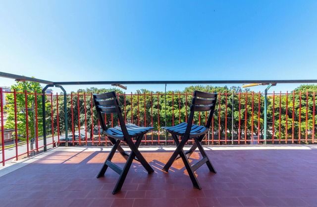 You are 100 meters from the sea!
