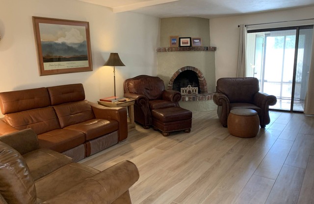 You can get in your recreation or relax. Located at the base of the Catalinas.